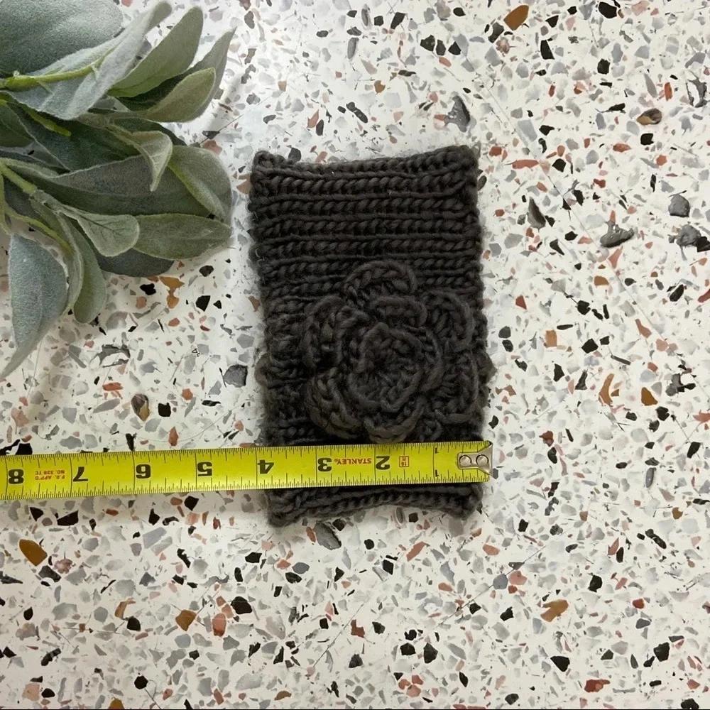 Handmade Knit Floral Headband Gray Winter Ear Warmer Academic Cozy Flower NEW